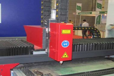 Good price Yüksek Hızlı Sac CNC Fiber Lazer Kesim Makinesi / Ekipmanı çevrimiçi