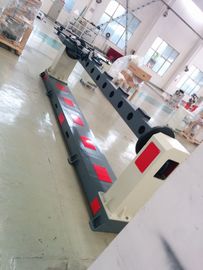 Good price Otomatik Robotlu Fiber Lazer Kesme Makinesi / Metal Robot Lazer Kaynağı çevrimiçi