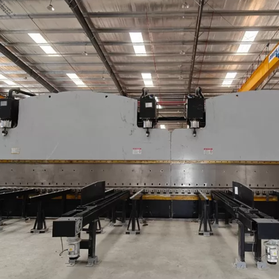Ağır Görevli 2×650Ton 7M CNC Tandem Pres Frenleri Uzun Tapered & Sekizgen Hafif direği Üretimi için