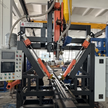 Daire ve çokgen kutup / tüp 14000mm uzunluk için Işık Kutbu Kapatma Kaynak Makinesi