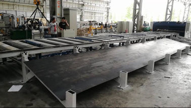 Profesyonel 6X1600 hafif kutup plakası dilimleme makinesi / kesme makinesi