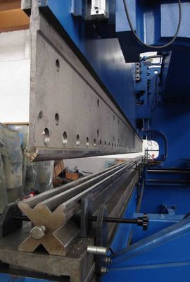 CNC Tandem Hidrolik Baskı Fren modeli 2-WE67k-1200/6250 Monopole Transmission Tubular Kulesi ve Yüksek Mast Yapımı İçin