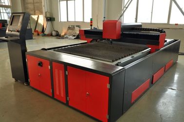 Sac 500W Yüksek hassasiyetli CNC YAG Lazer kesim makinesi X 3000 1500