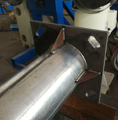 Işık Direği için 350mm 2000mm Otomatik Robotik Kaynak Makinesi